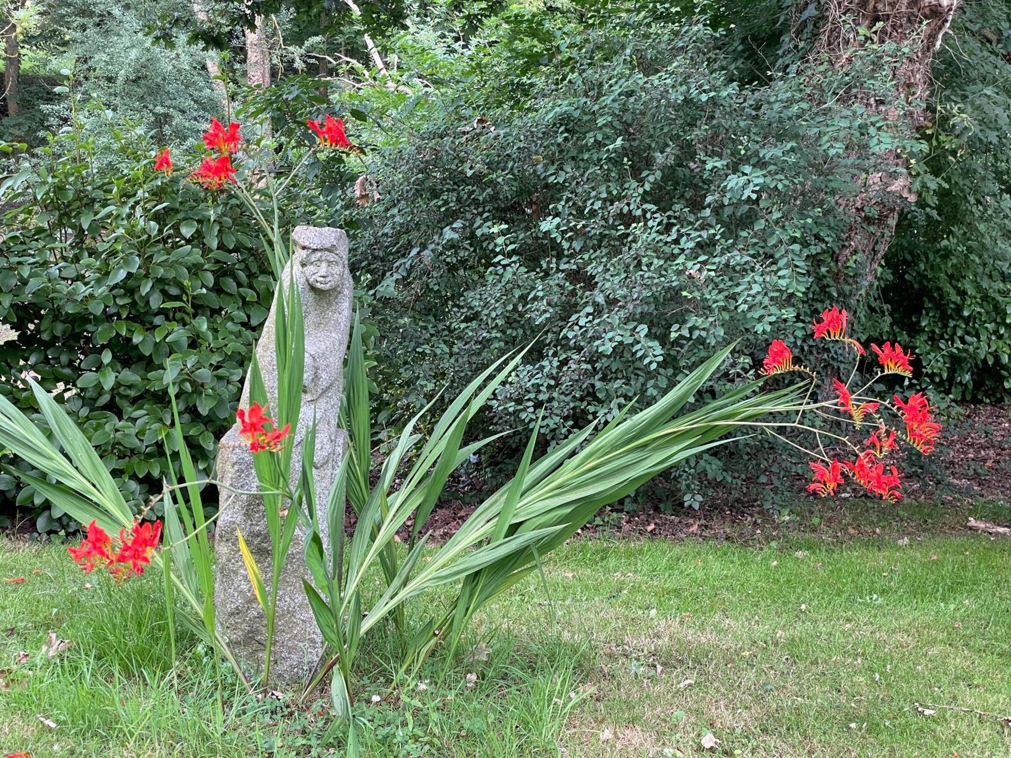 Manoir Medieval Du XV Ieme Siecle Minihy-Treguier Exterior photo